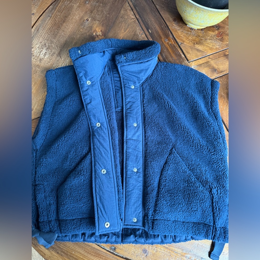 FP Movement Scout It Out Fleece Vest size XS - Picture 6 of 12